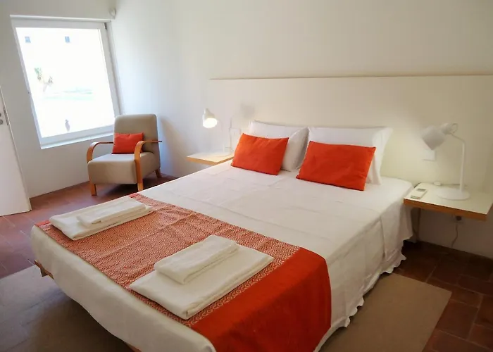 Fine Arts Convento Bernardas Bb *