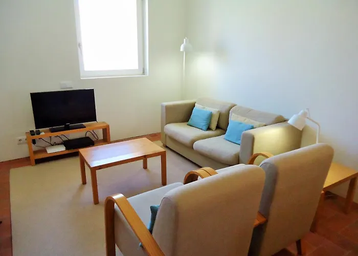 Fine Arts Convento Bernardas Bb